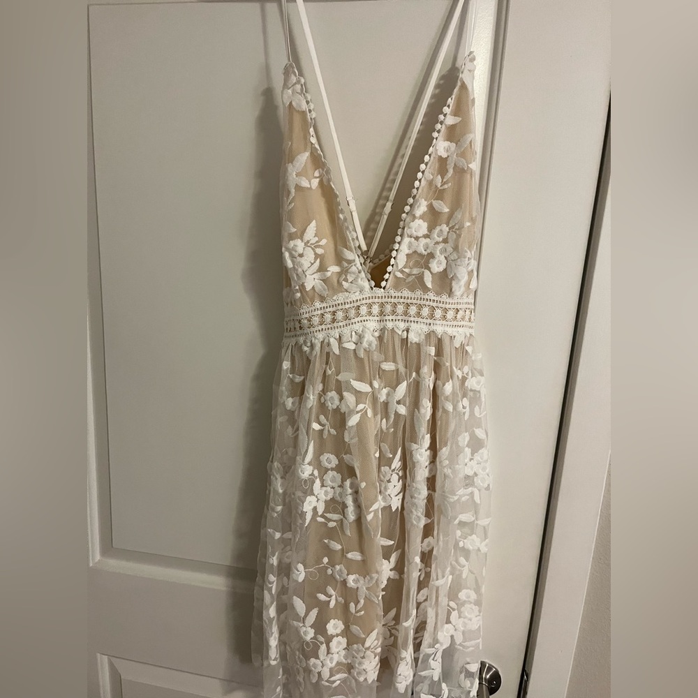 Lace dress